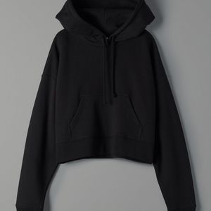 TNA whitecap hoodie in  Navy BLue